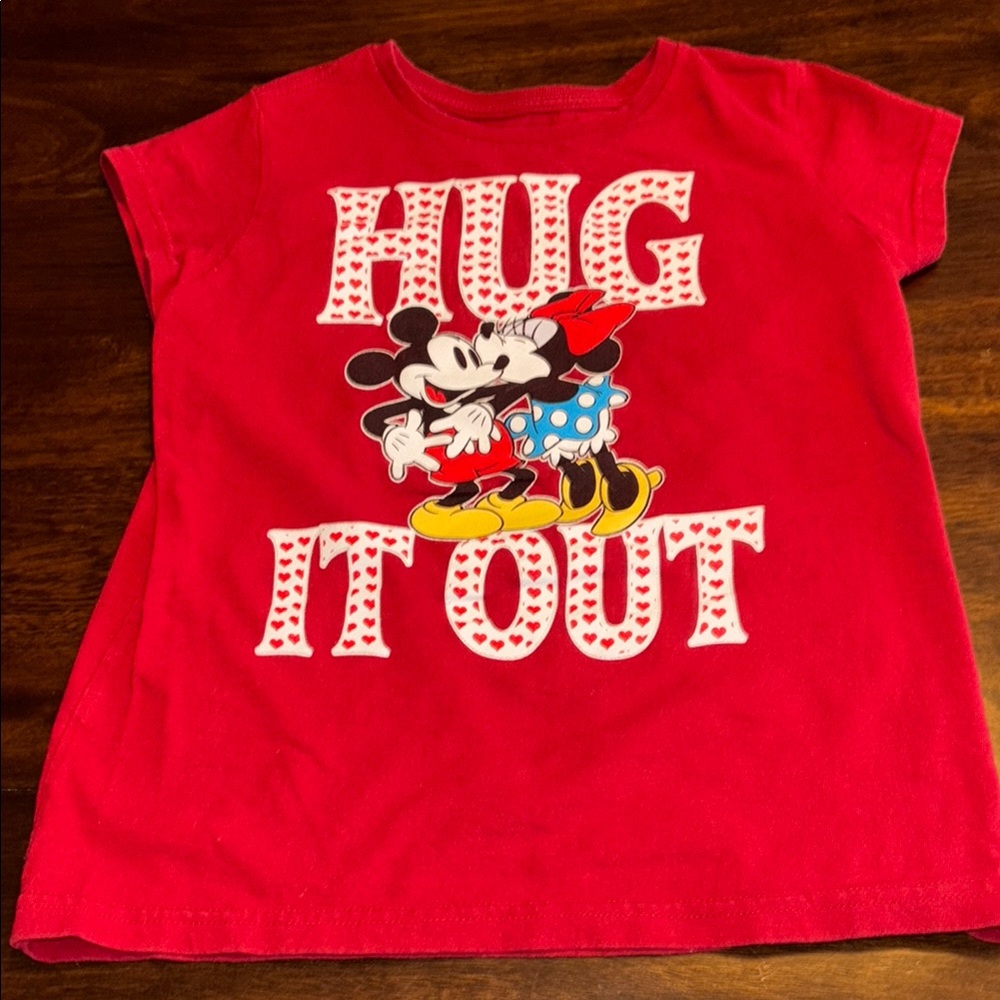Disney Store hug it out red Mickey & Minnie tshirt girls size l 10/12